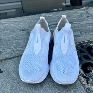 Women’s Nike epic phantom run fly net running shoes size 7